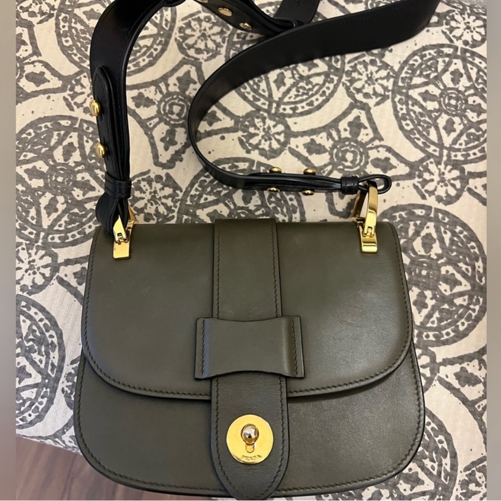 Rare Prada crossbody on trend